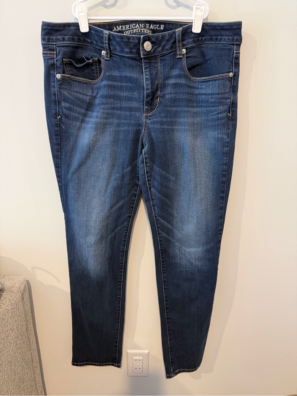 American Eagle Outfitters Women's Dark Blue Skinny Jeans